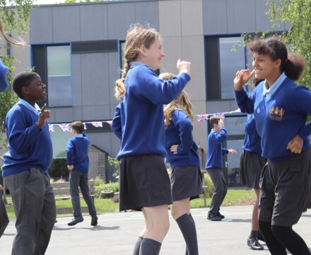 Hand jive 2